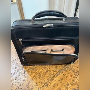 Tony Perotti Men Briefcase/Messenger bag genuine Italian vegetable leather